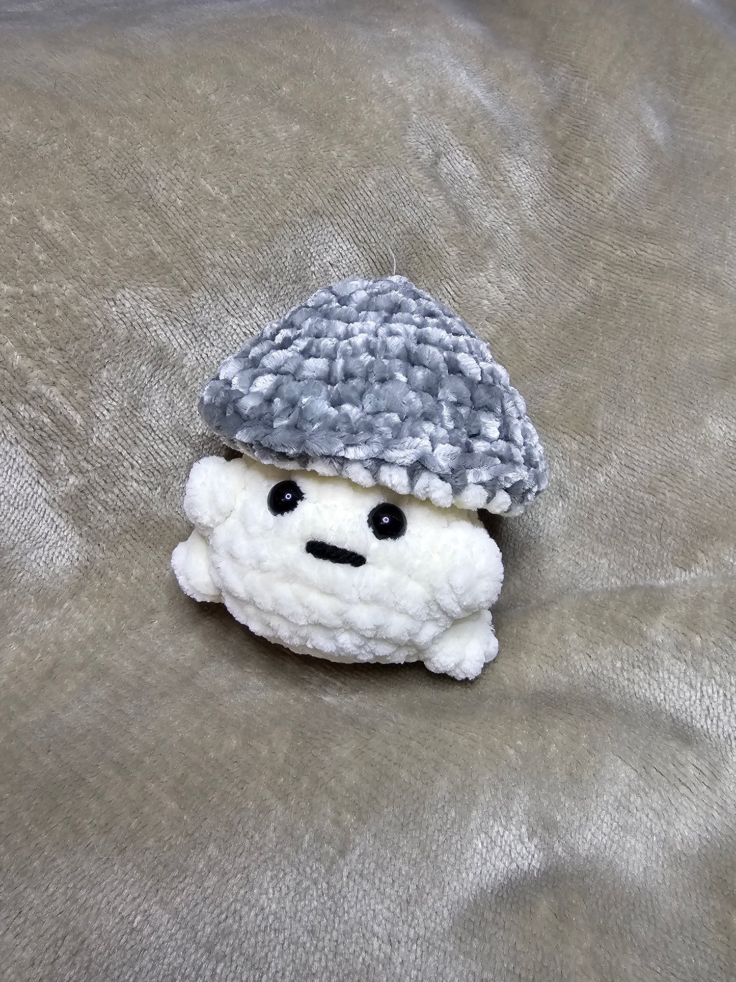 Mushie boy pops
